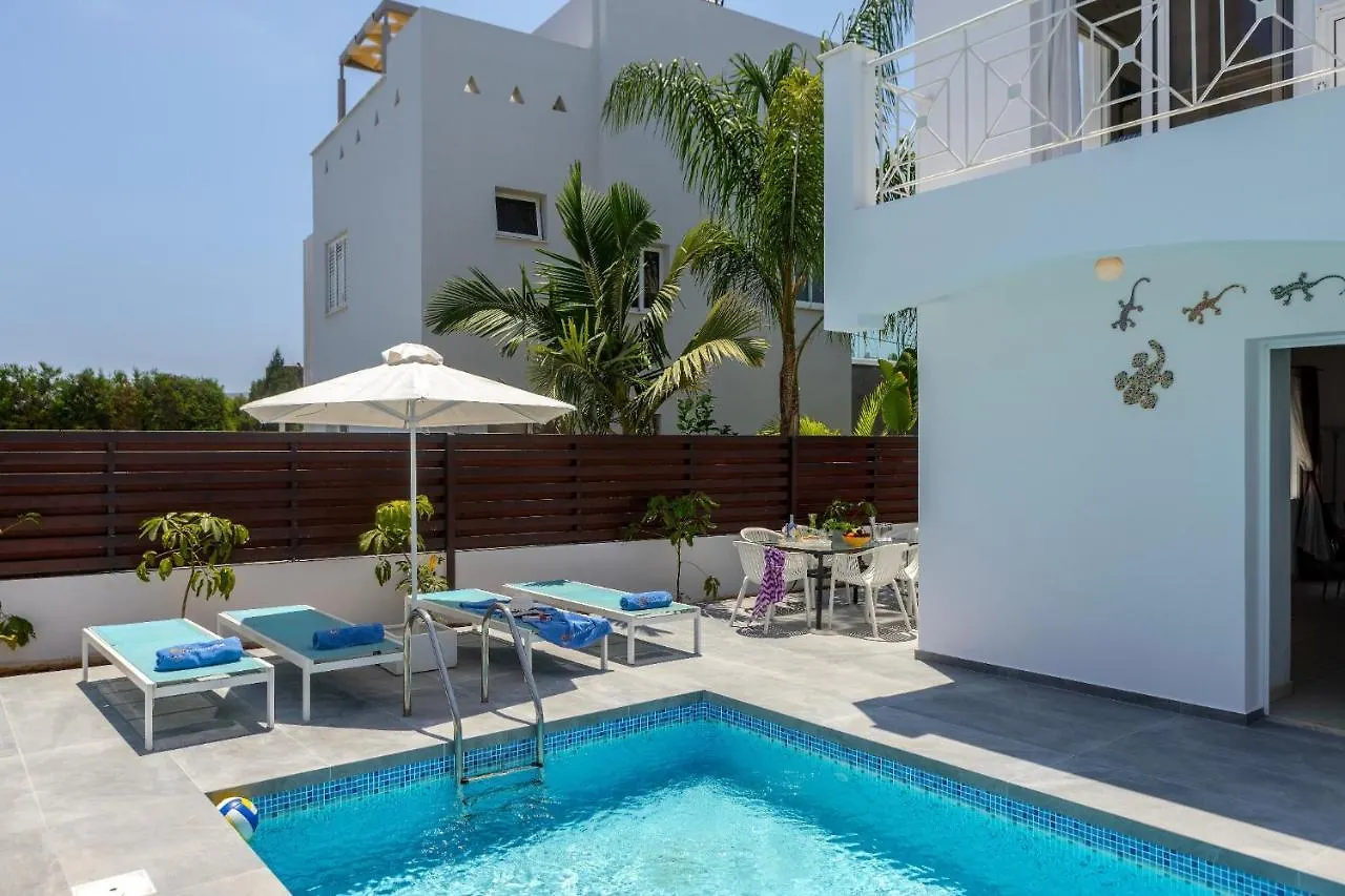 Nissini Villa Ayia Napa 0*,
