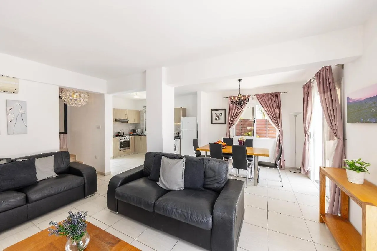 Nissini Villa Ayia Napa Cipro